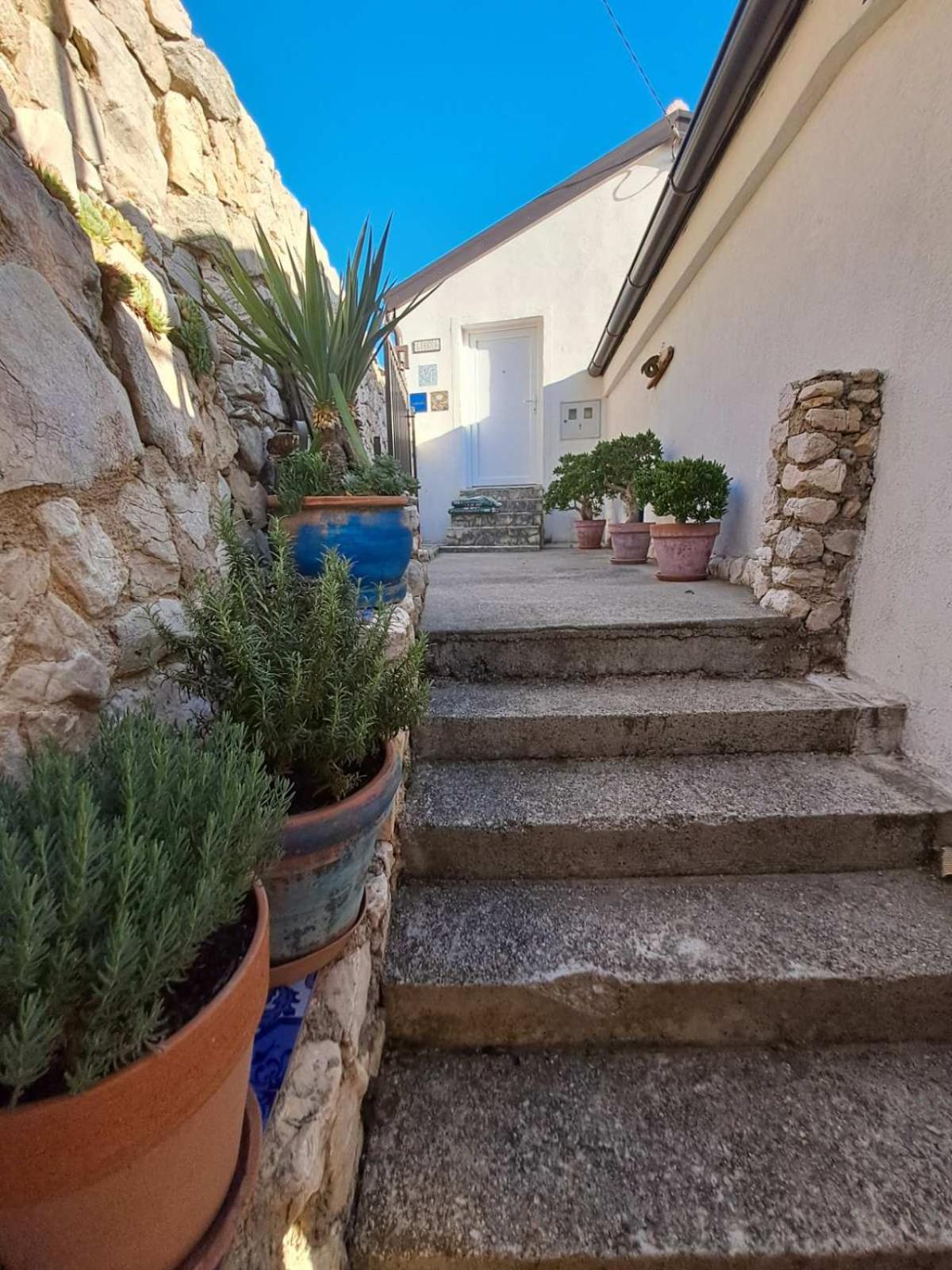 Libera Apartments Stara Baška Kültér fotó